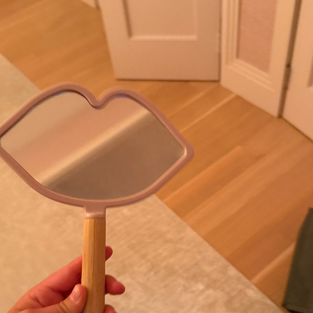Lip-Shaped Hand Mirror in Light Lavender